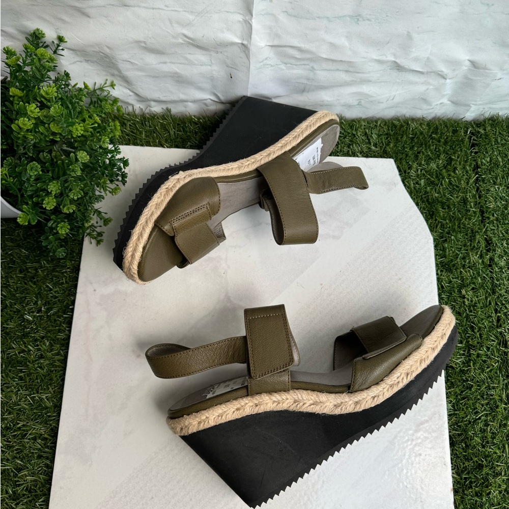EILEEN FISHER Espadrille wedge Sandals size 7.5 women - Picture 10 of 11